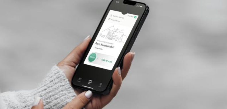 Designing High-Velocity Mobile Interfaces Real-Time Audio-Visual Feedback and Low-Latency UX Architecture